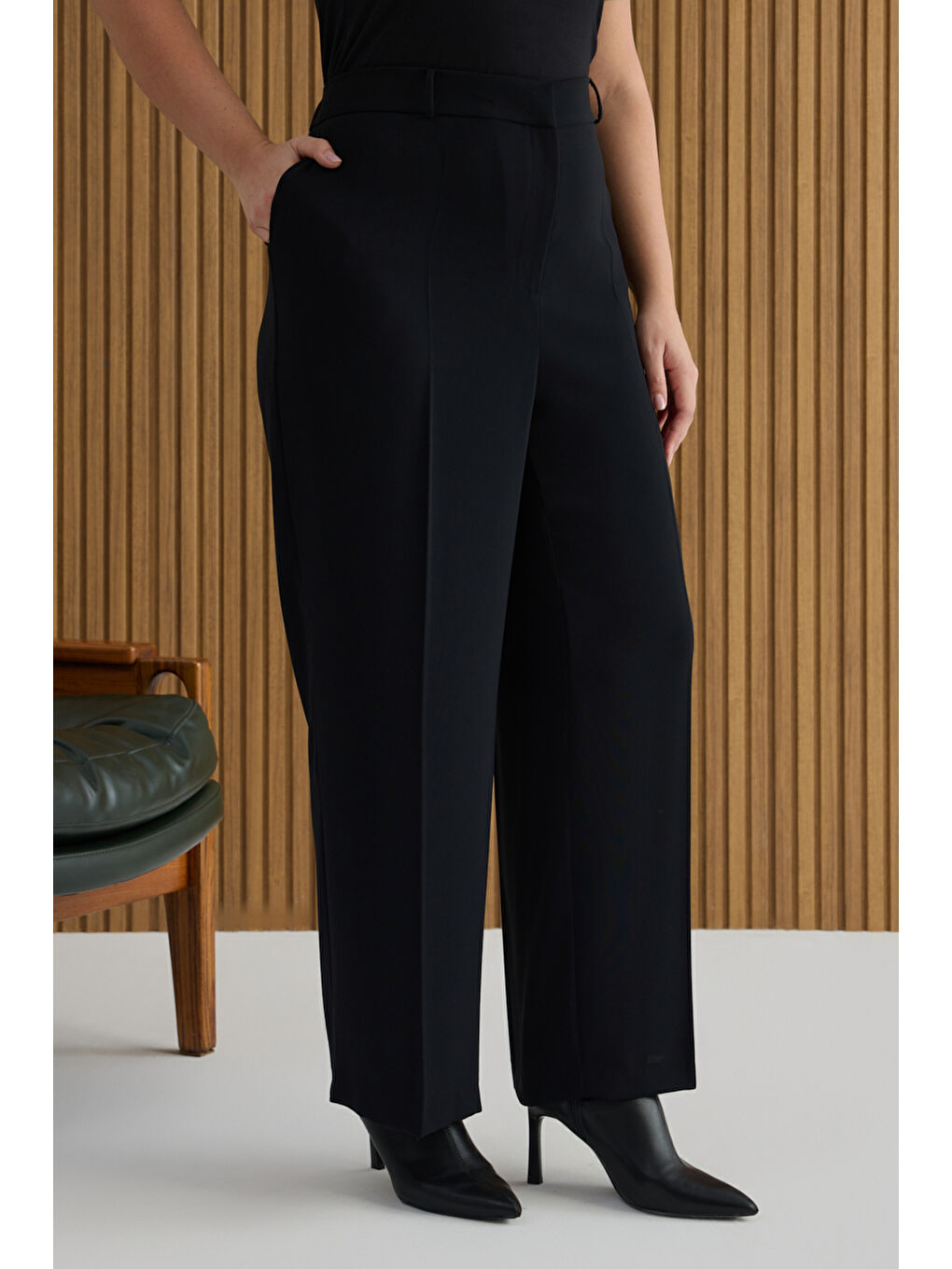 Siyah Dokuma Pantolon-3