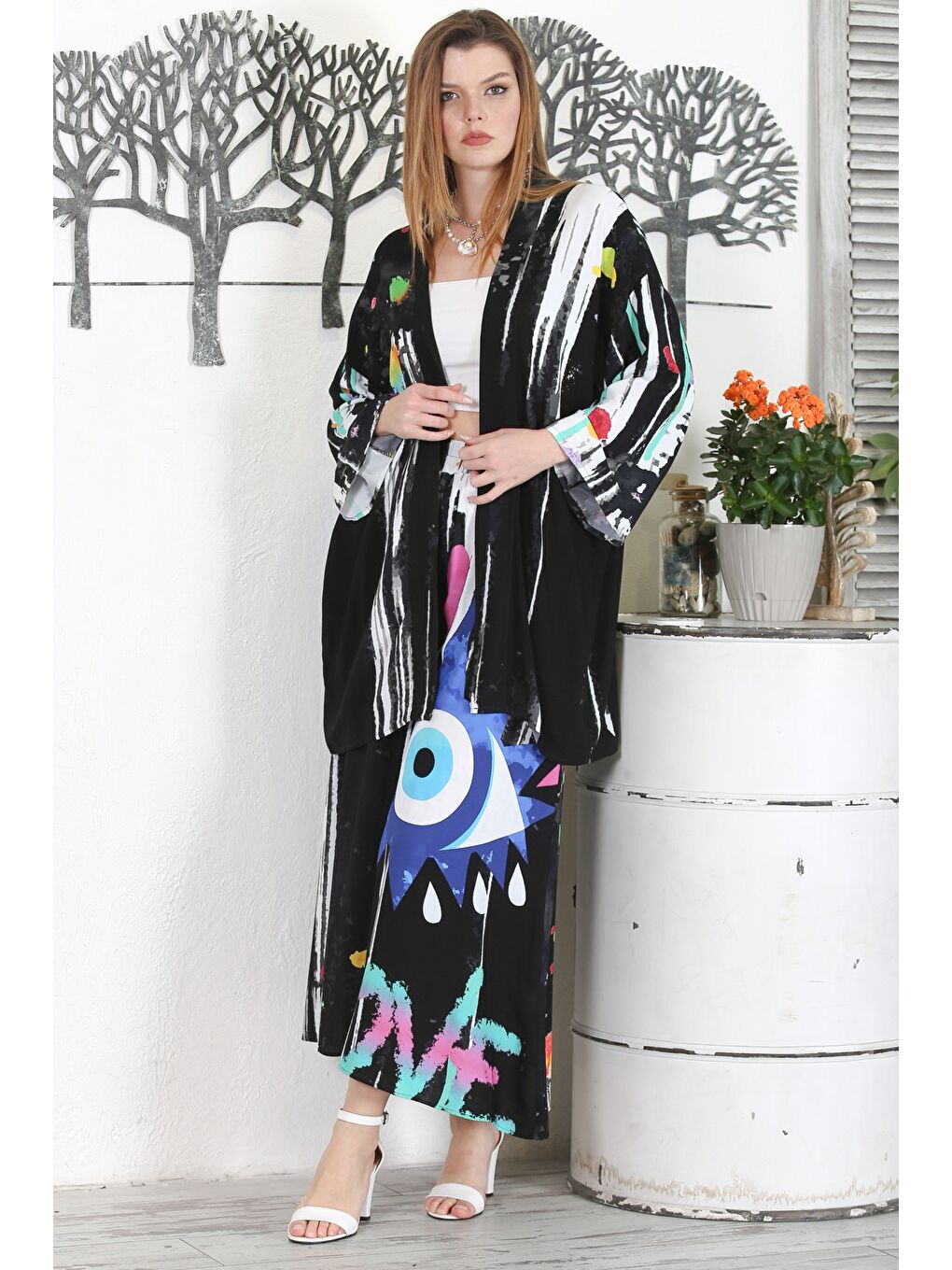 Siyah Kimono Yaka Uzun Kol Allover Baskılı Lastikli Bel Geniş Paça Casual Dokuma Takım-3