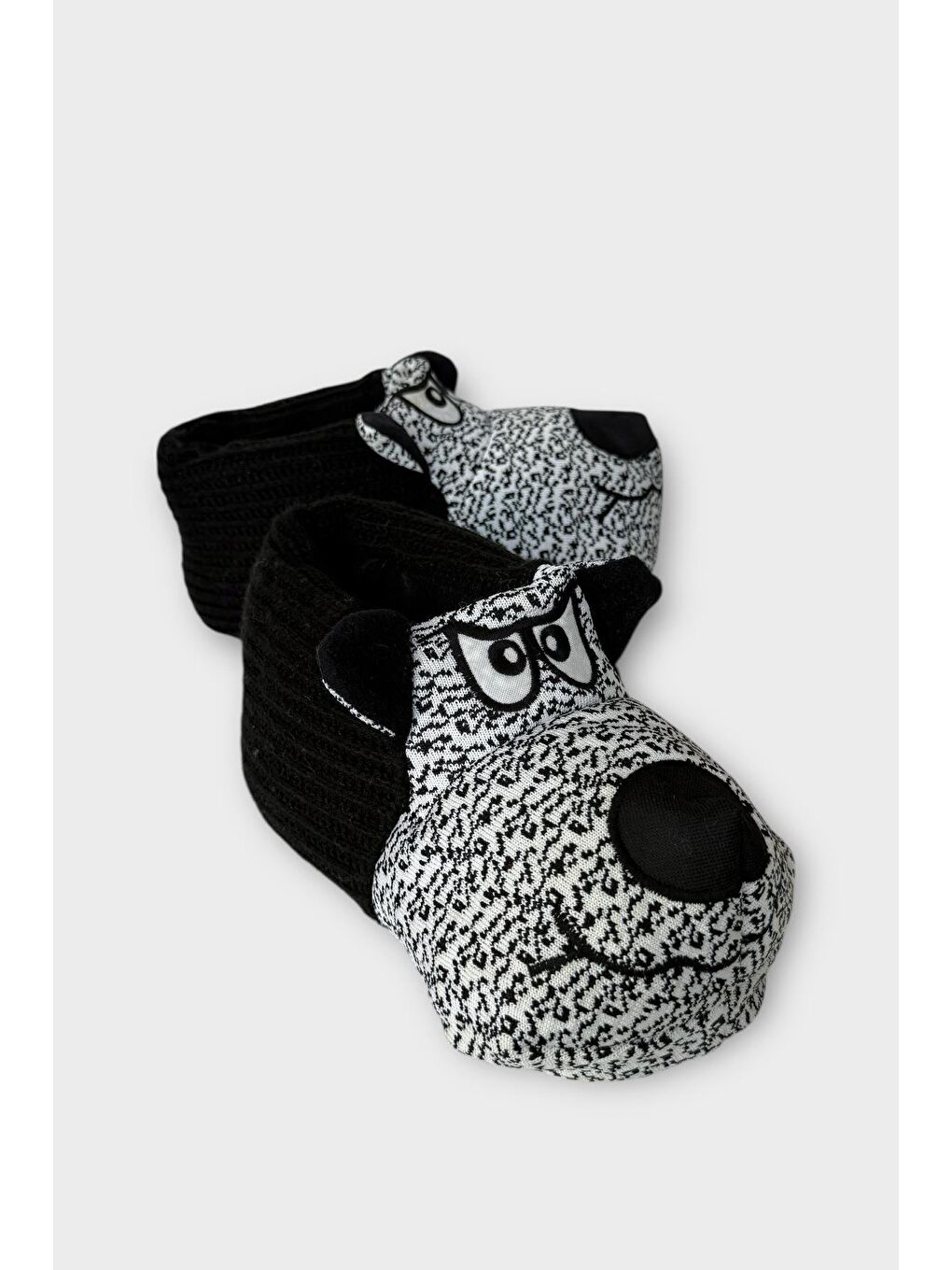 Siyah Erkek Örgülü Panduf Ev Botu Sİyah