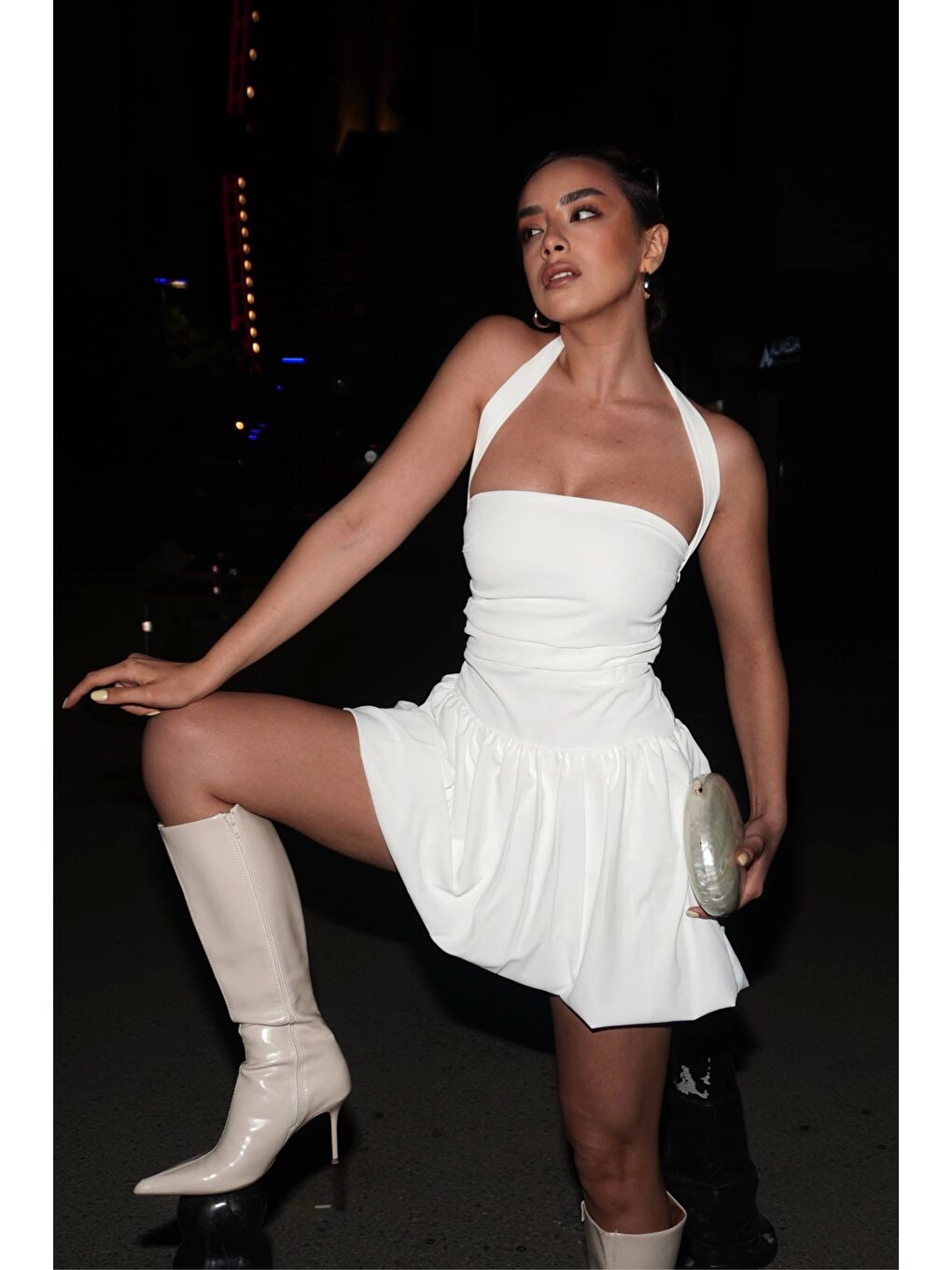 Kadın Beyaz Boyundan Bağlamalı Elbise 1026-221625