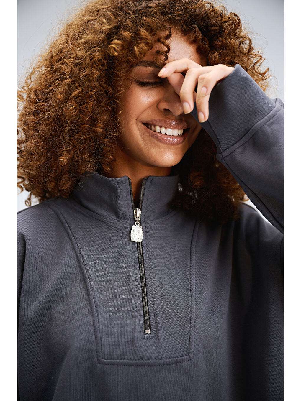 Kadın Timeless Fermuarlı Antrasit Sweatshirt-1