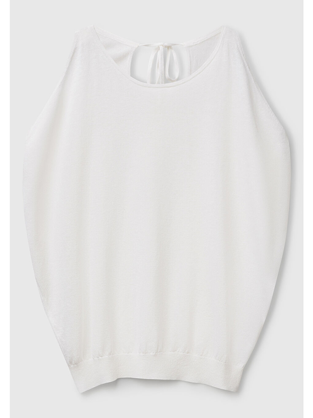 Kadın Beyaz Keten Karışımlı Omzu Açık Triko Kazak-1