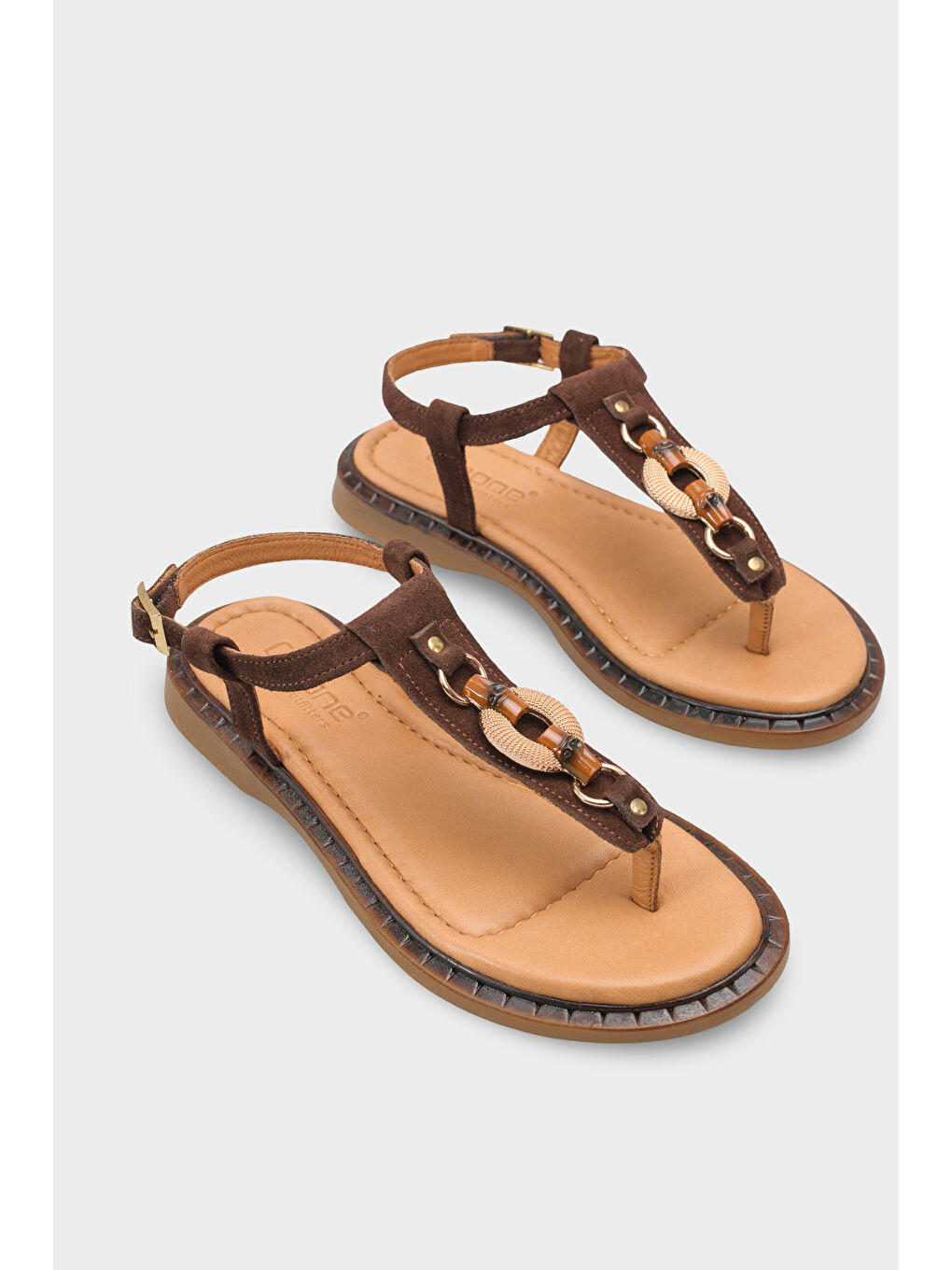 Kahverengi Mallorie Hakiki Deri Metal Tokalı Düz Topuklu Kadın Sandalet-1