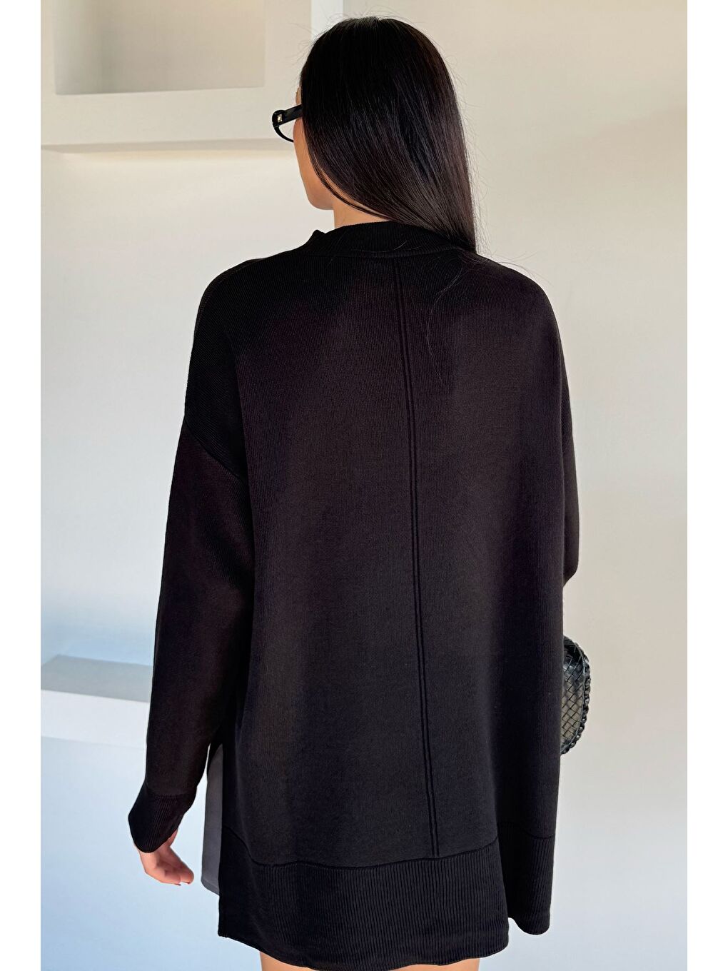 Siyah Yan Yırtmaçlı Triko Tunik-2