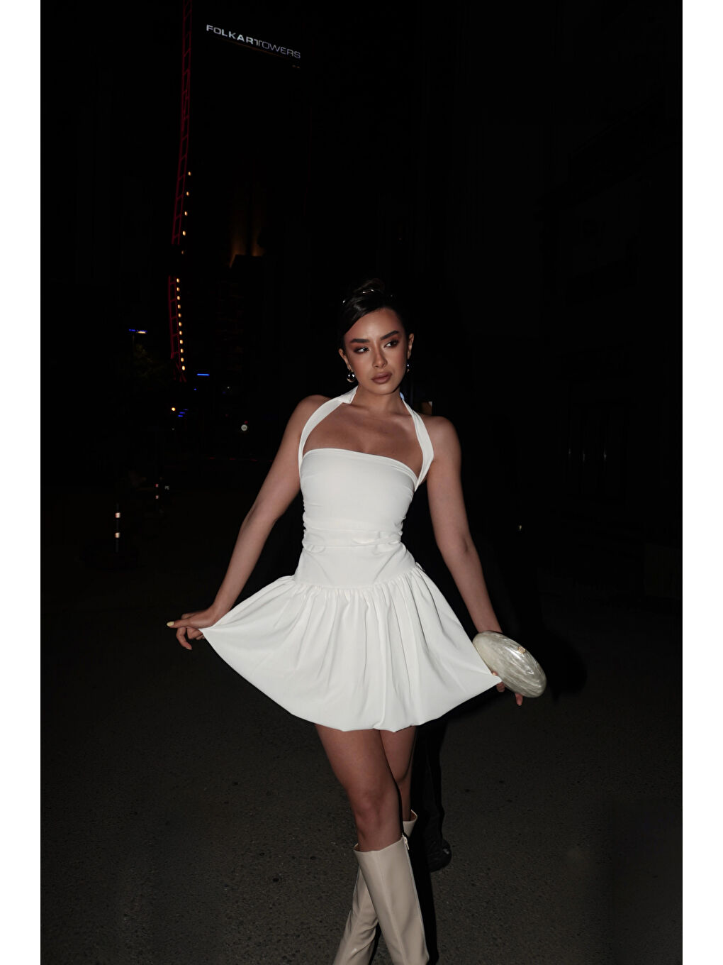 Kadın Beyaz Boyundan Bağlamalı Elbise 1026-221625-1