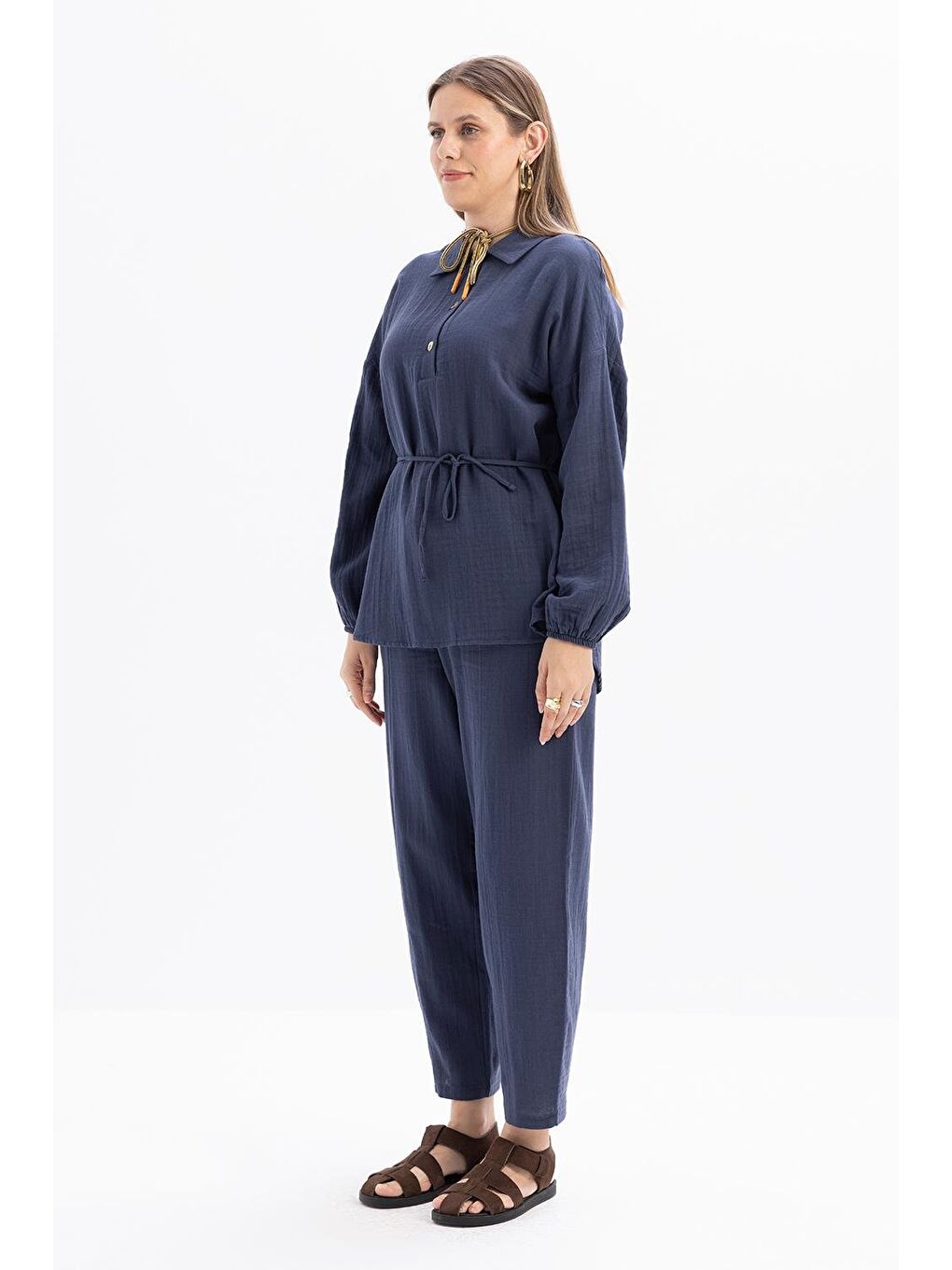 İndigo-Yarım Patlı Düğmeli Müslin Tunik-2