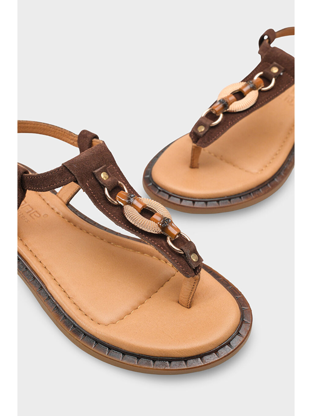 Kahverengi Mallorie Hakiki Deri Metal Tokalı Düz Topuklu Kadın Sandalet-4