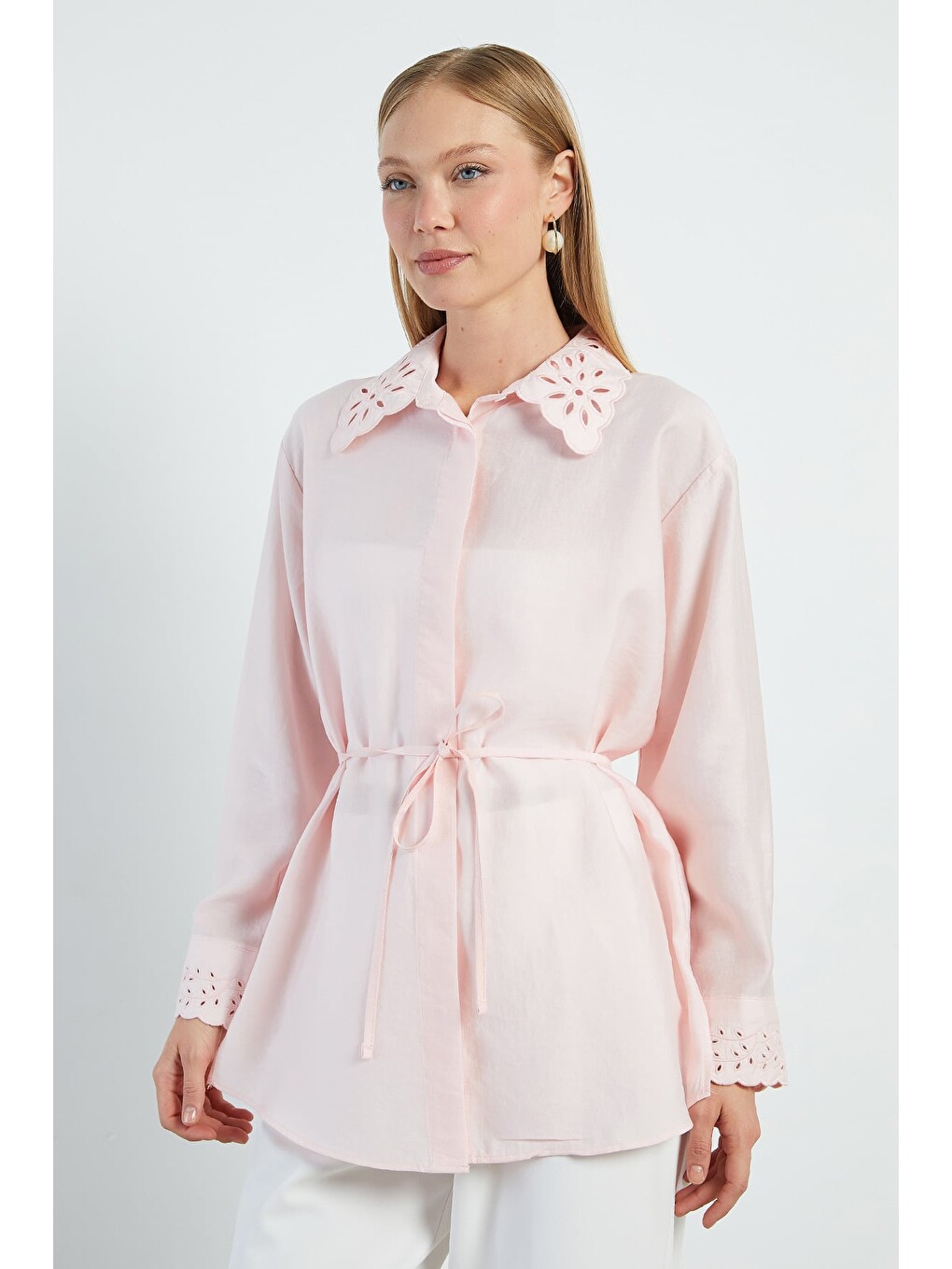 Pembe Fullamodest Nakışlı Beli Bağlamalı Gömlek-1