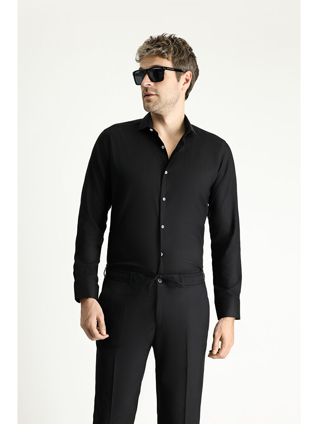 Siyah Techno-Line Uzun Kol Slim Fit Dar Kesim Klasik Gömlek-2