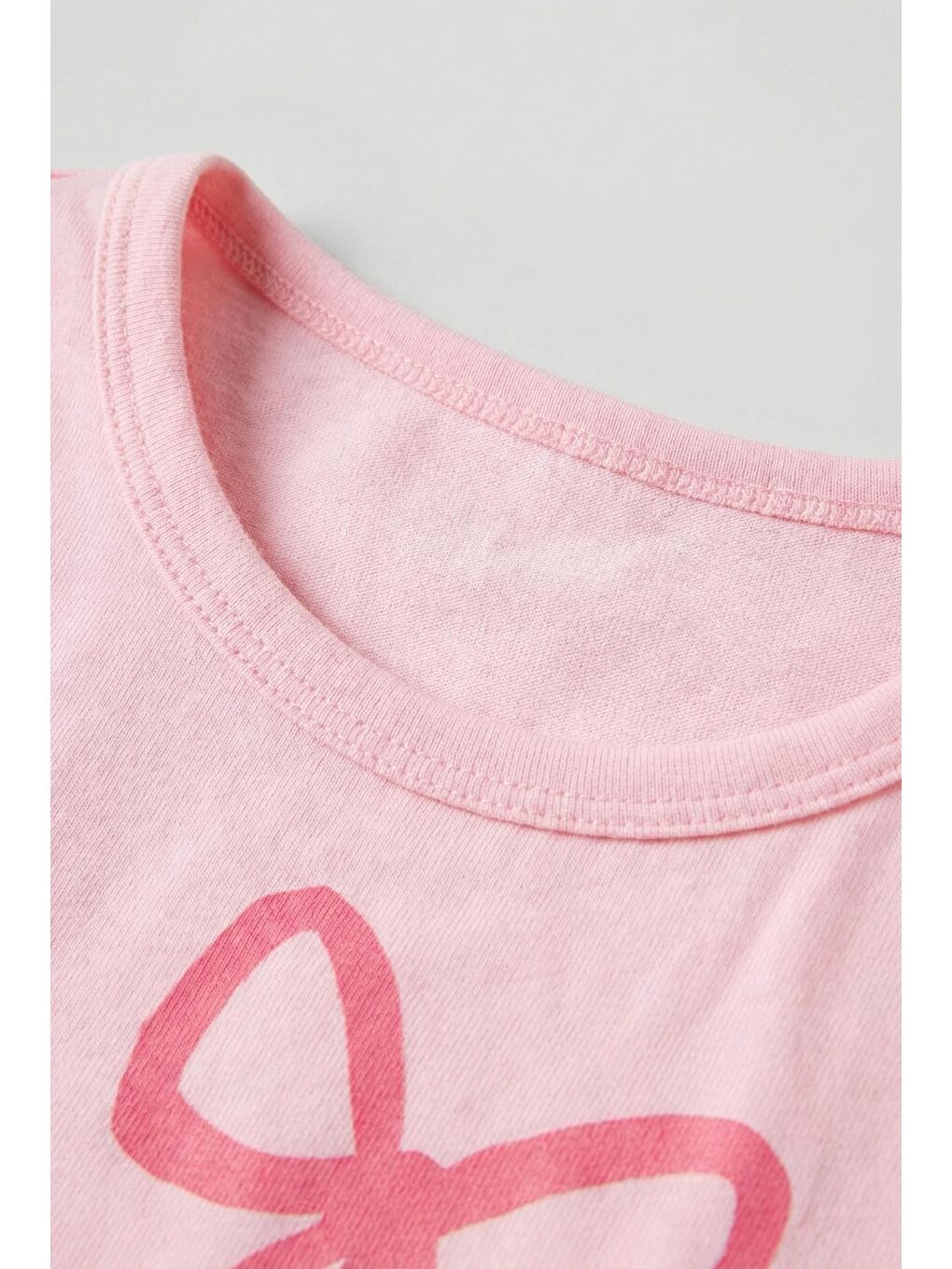 Kız Çocuk Pamuklu Pembe Fiyonk Desenli T-Shirt Şort Takım-3