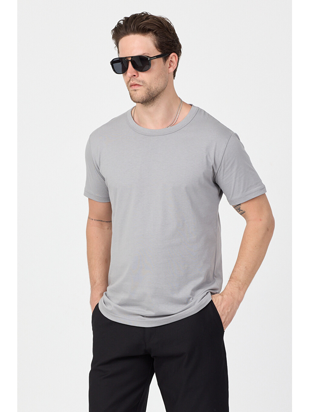Erkek Gri Normal Kalıp Rahat Basic T-shirt-2