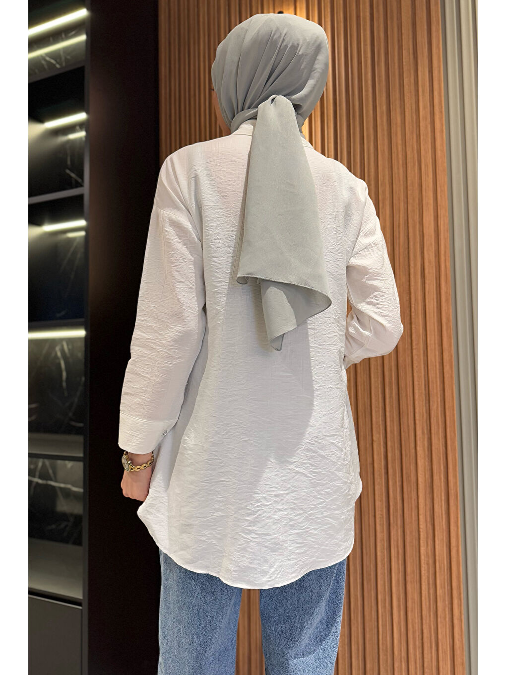 Ekru Taş Ve İnci İşlemeli Fırfır Detaylı Tesettür Tunik-6