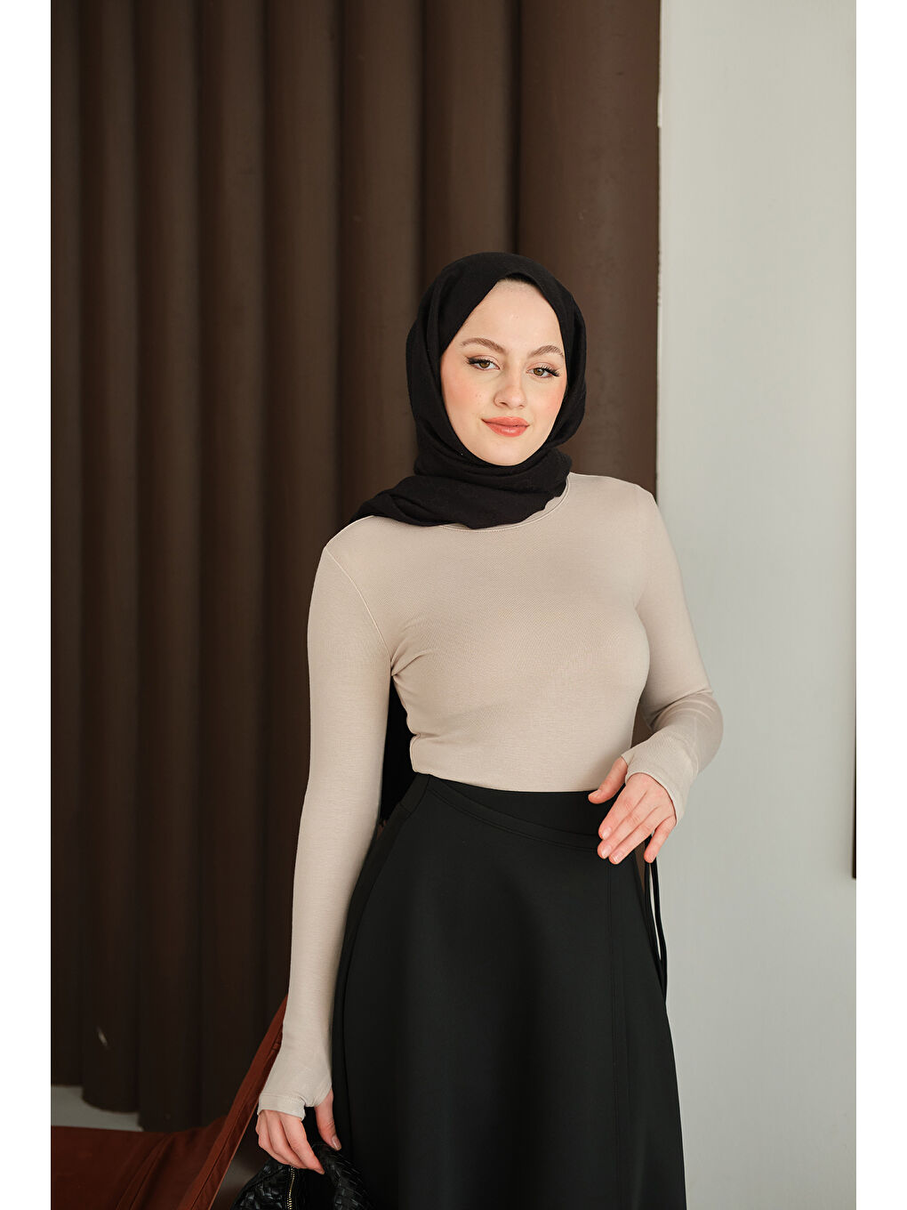 Ekru Kadın Parmak Geçirmeli Body Krem-3