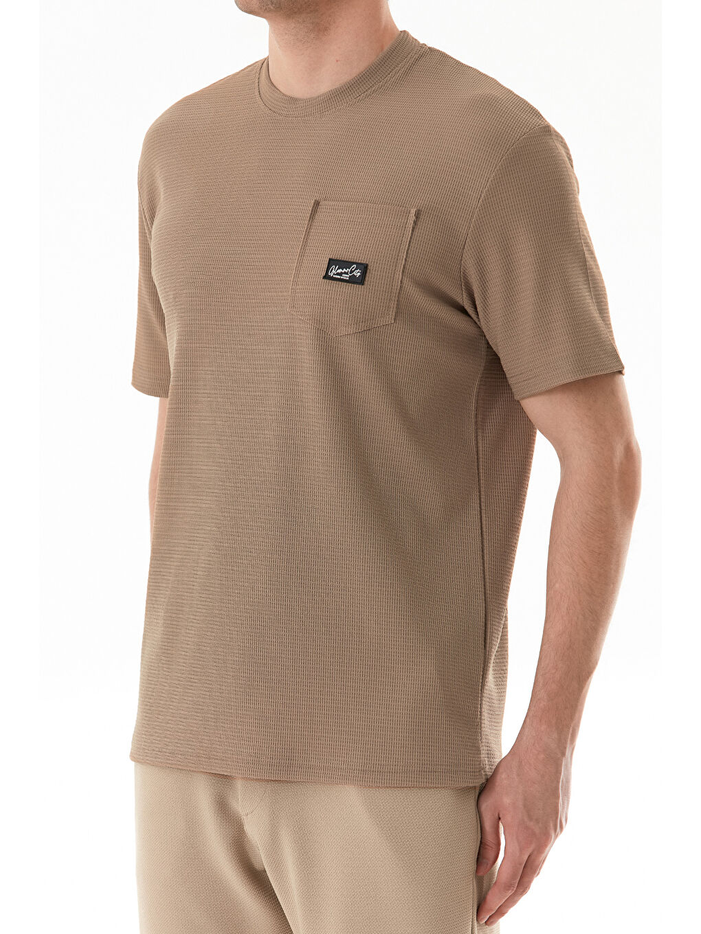 Kahverengi Basic Bisiklet Yaka Cepli Jakarlı Tişört-4