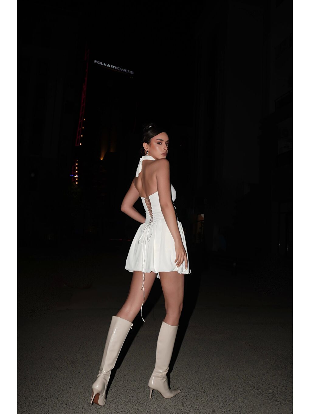 Kadın Beyaz Boyundan Bağlamalı Elbise 1026-221625-3