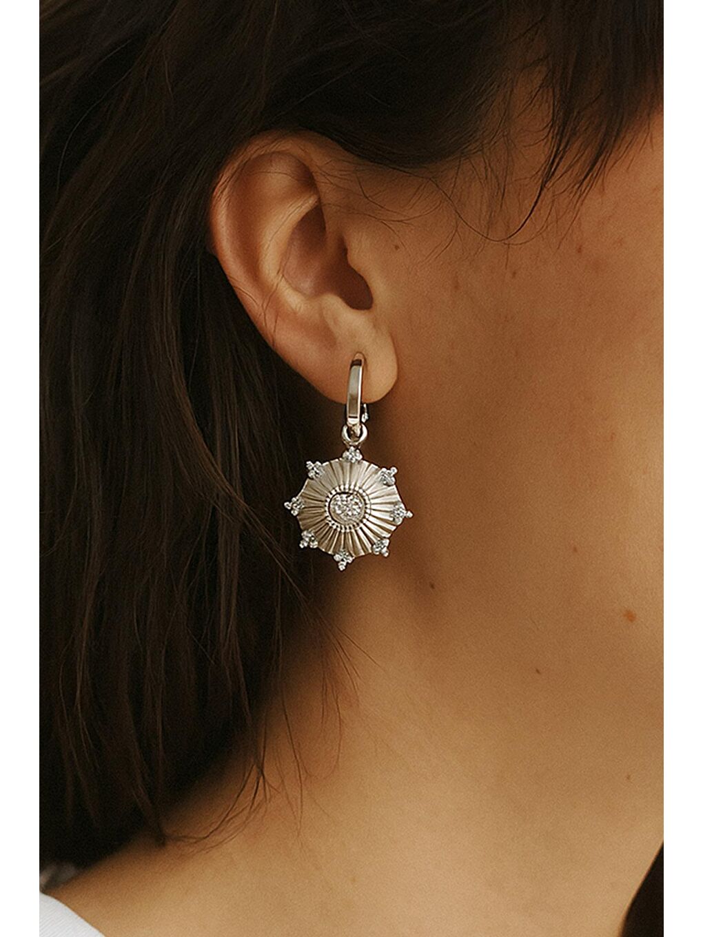 Gri Juping Çiçek Küpe-5