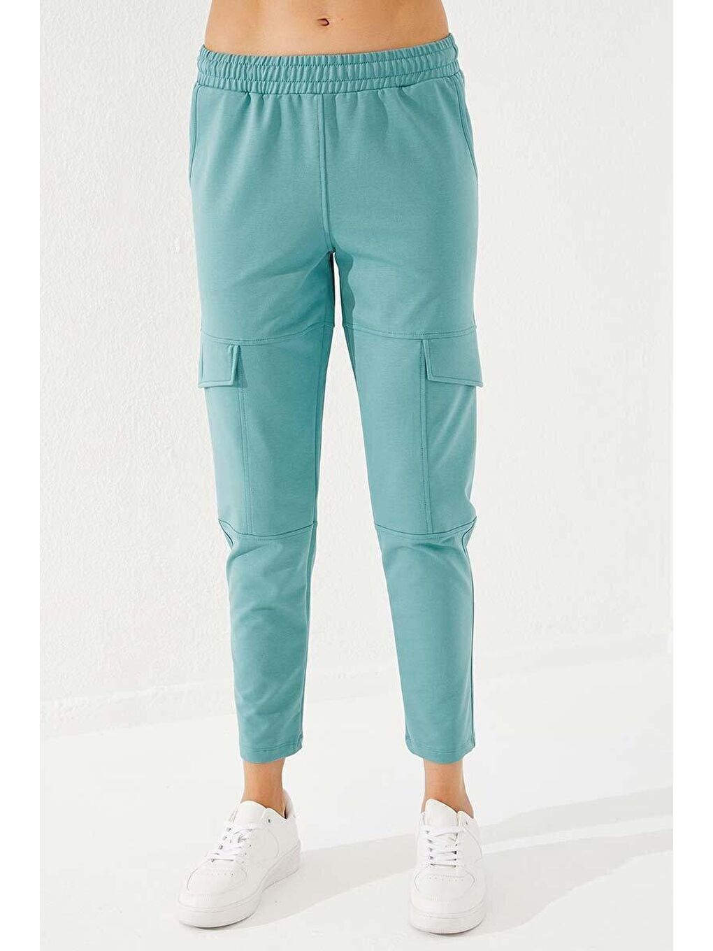 Mint Yeşili Yüksek Bel Kargo Cep Rahat Form Dar Paça Kadın Eşofman Alt - 94588-1