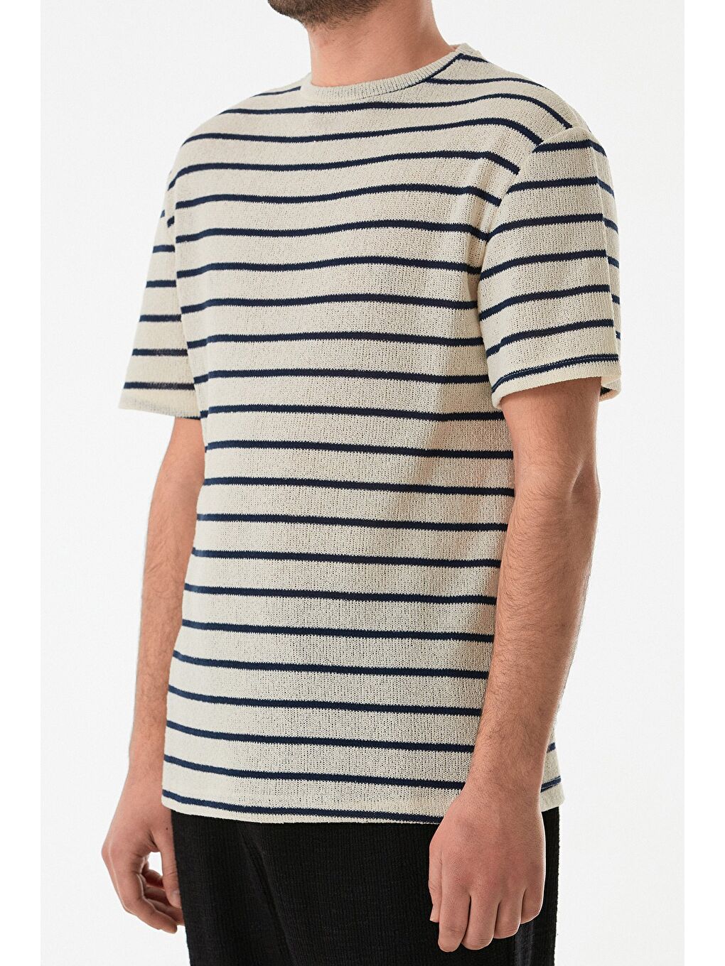 Lacivert Çizgili Ajurlu Bisiklet Yaka Triko Tişört-4