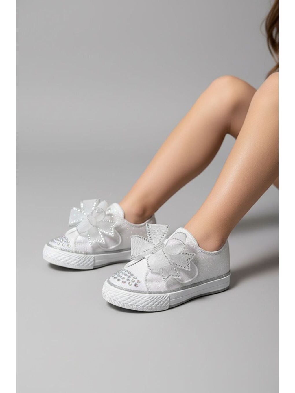 Beyaz Dantelli CIRTLI Çocuk Günlük Ayakkab-1