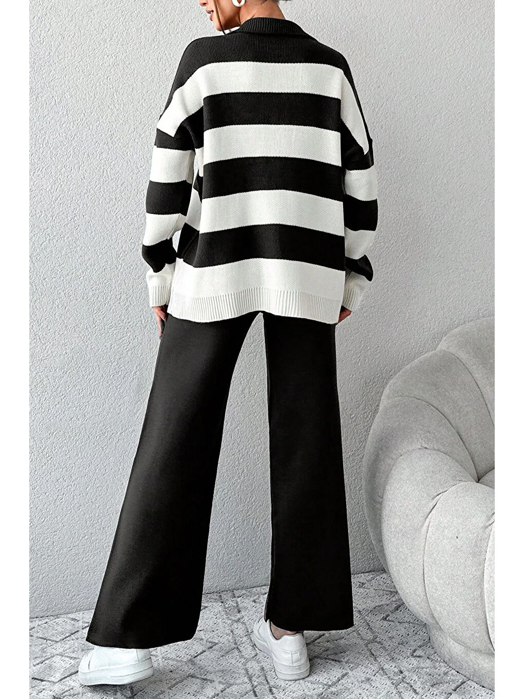 Siyah Kadın Yarım Düğmeli Polo Yaka Şeritli Triko Kazak Pantolon İkili Takım-1