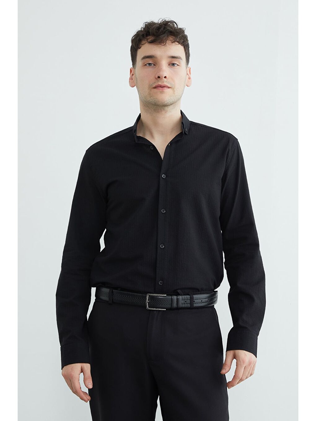 Siyah Çizgili Düğmeli Gömlek-2