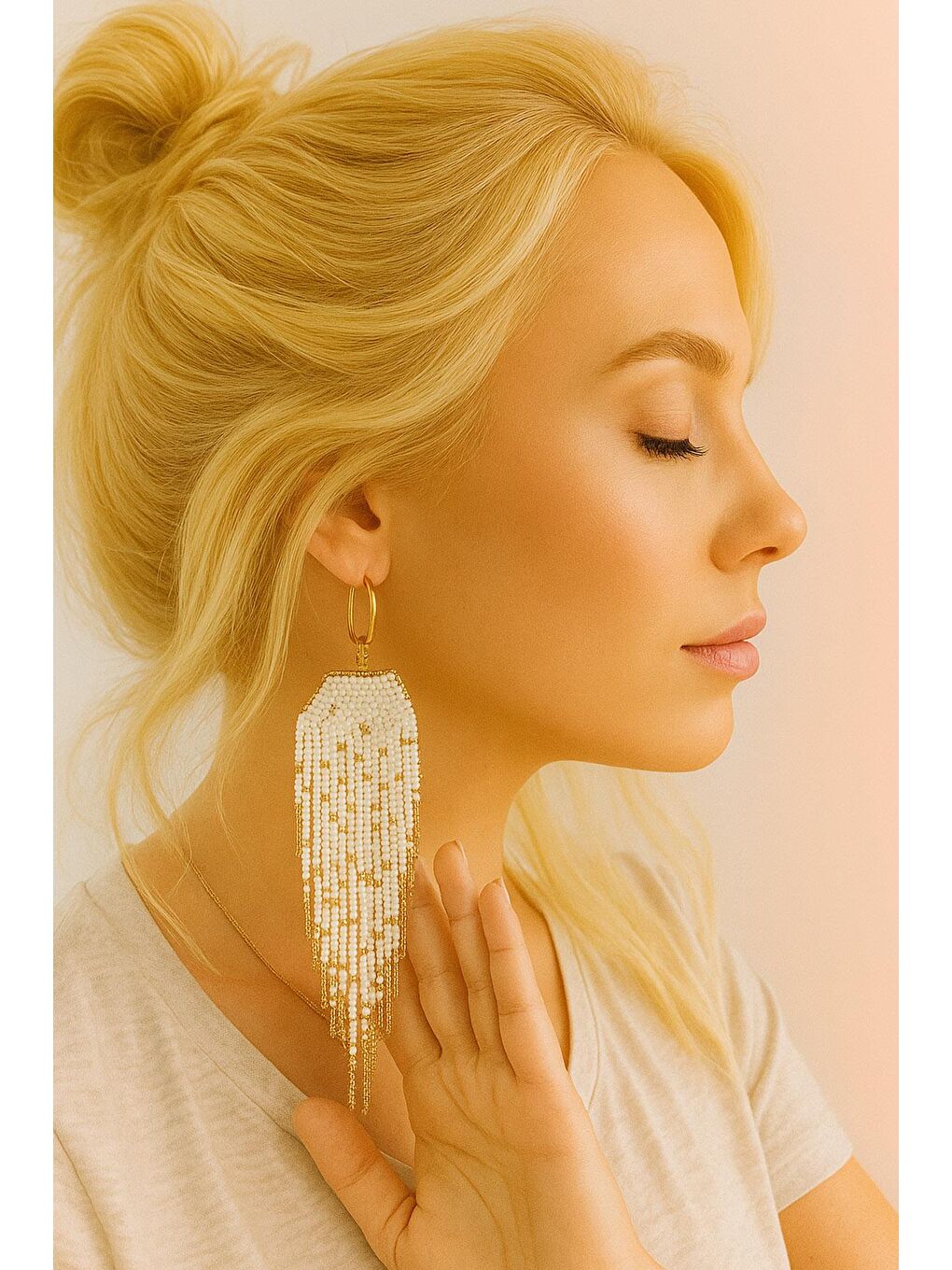 Beyaz Bali Elyapımı Uzun Boncuk Bohem Tarz Küpe-1