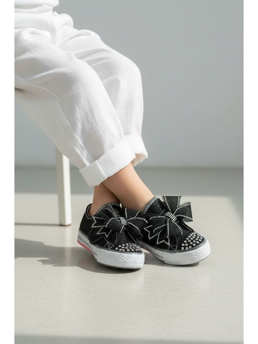 Siyah Dantelli CIRTLI Çocuk Günlük Ayakkabı