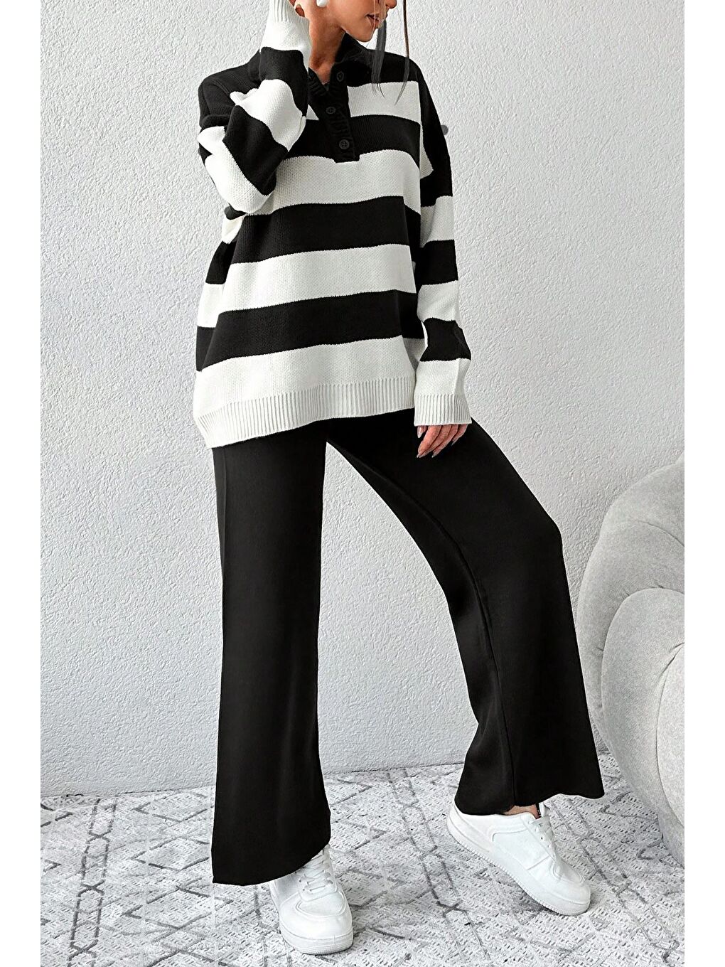 Siyah Kadın Yarım Düğmeli Polo Yaka Şeritli Triko Kazak Pantolon İkili Takım-3