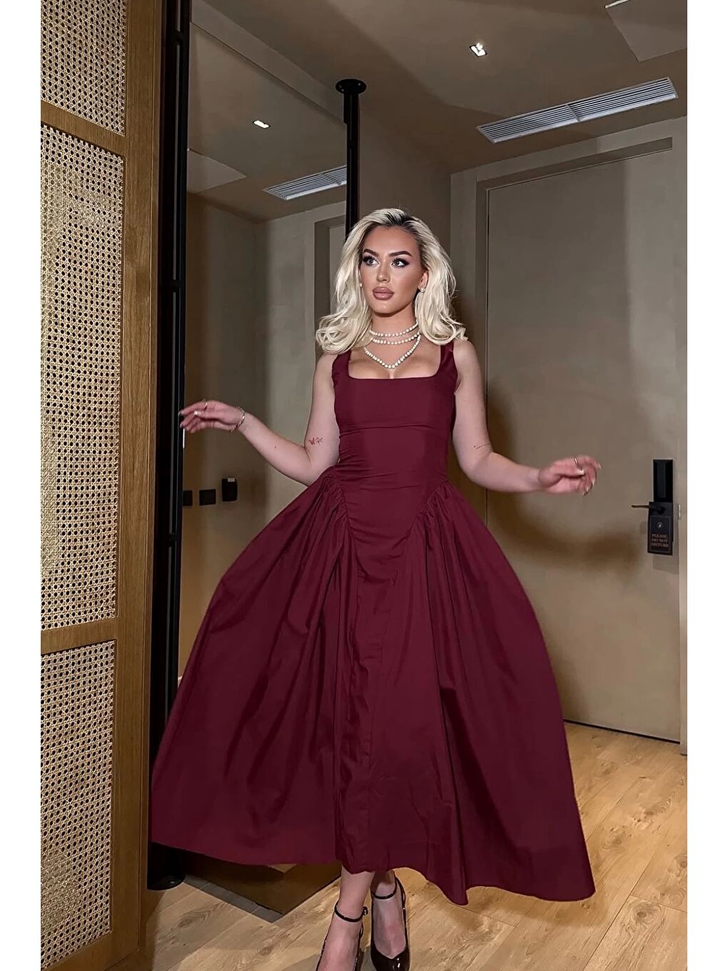 Kadın Bordo Sırt Dekolteli Elbise 1026-0042-5