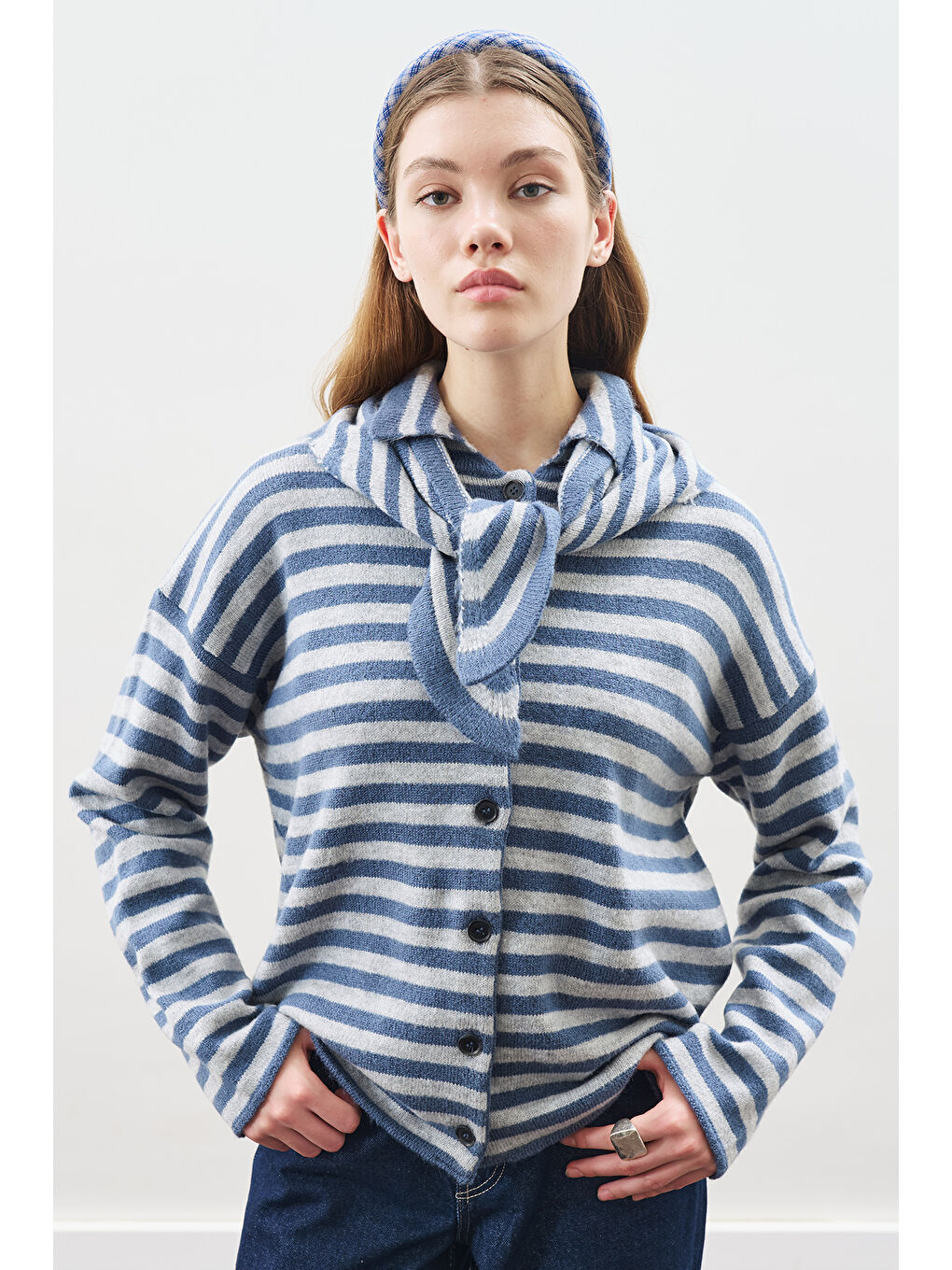 Atkı Detaylı Çizgili Hırka İndigo-3