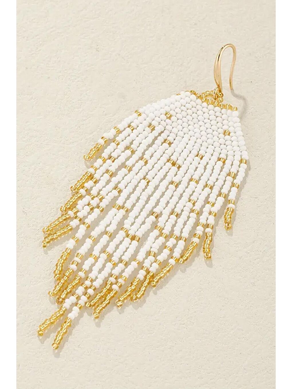 Beyaz Bali Elyapımı Uzun Boncuk Bohem Tarz Küpe-3