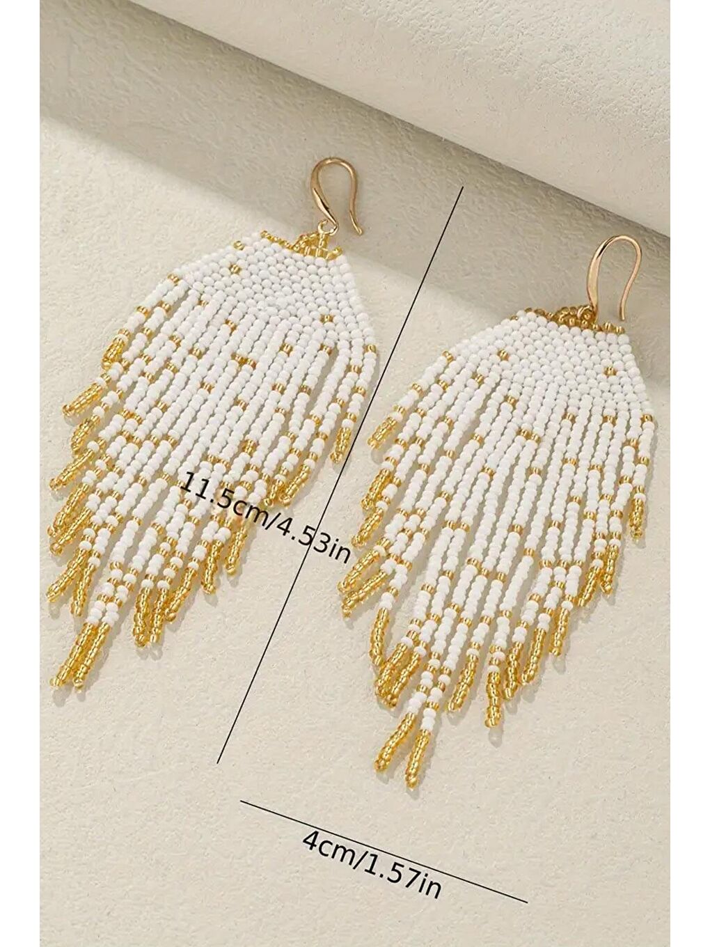 Beyaz Bali Elyapımı Uzun Boncuk Bohem Tarz Küpe-4