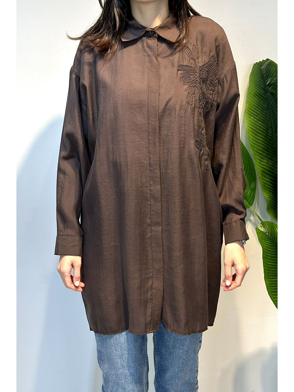 Kahverengi Nakış İşlemeli Oversize Gömlek Tunik 4471 Kahve-4