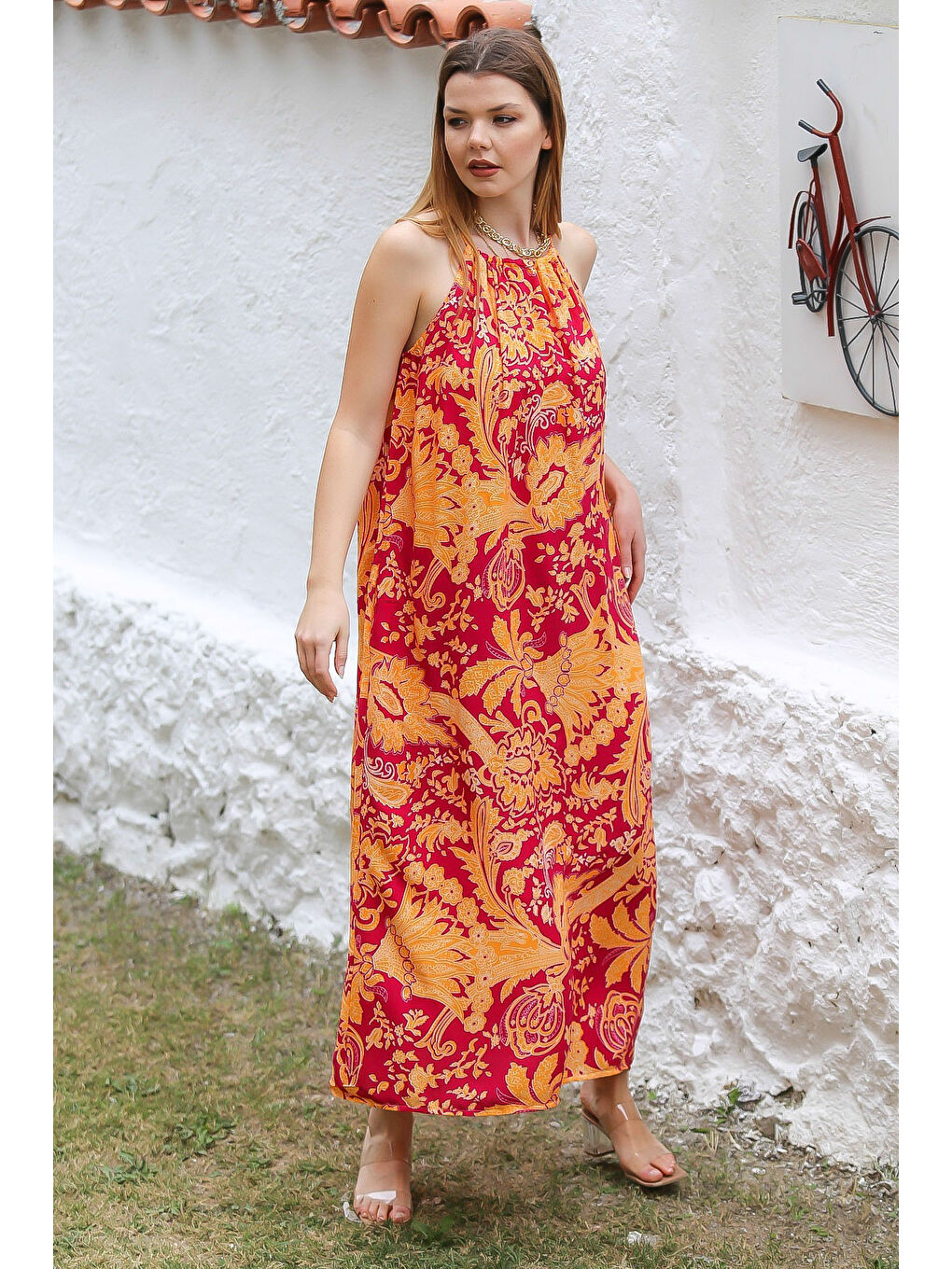 Mercan Kırmızısı Boyundan Bağlamalı Askılı Allover Baskılı Dokuma Long Fit Casual Elbise-3