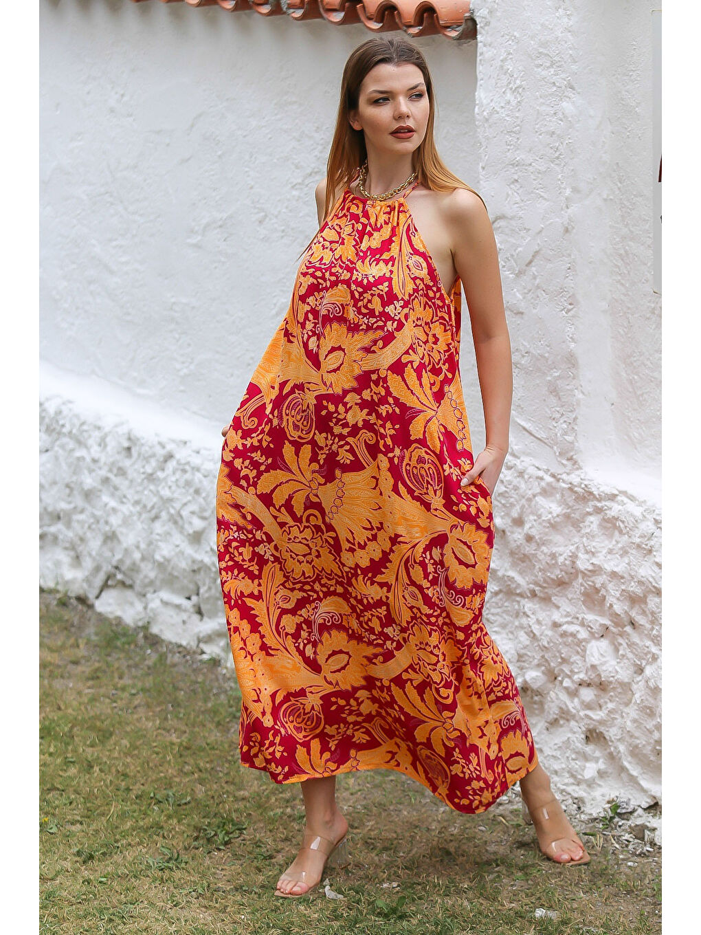 Mercan Kırmızısı Boyundan Bağlamalı Askılı Allover Baskılı Dokuma Long Fit Casual Elbise-4
