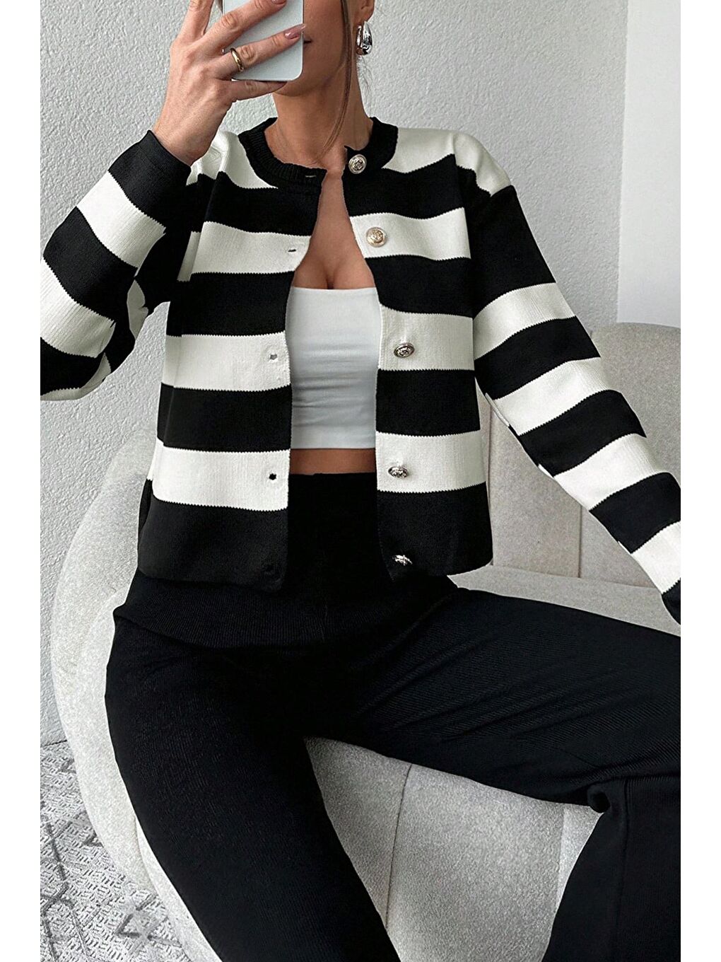 Siyah Kadın Renk Bloklu Ön Düğmeli Triko Hırka Pantolon İkili Takım-4