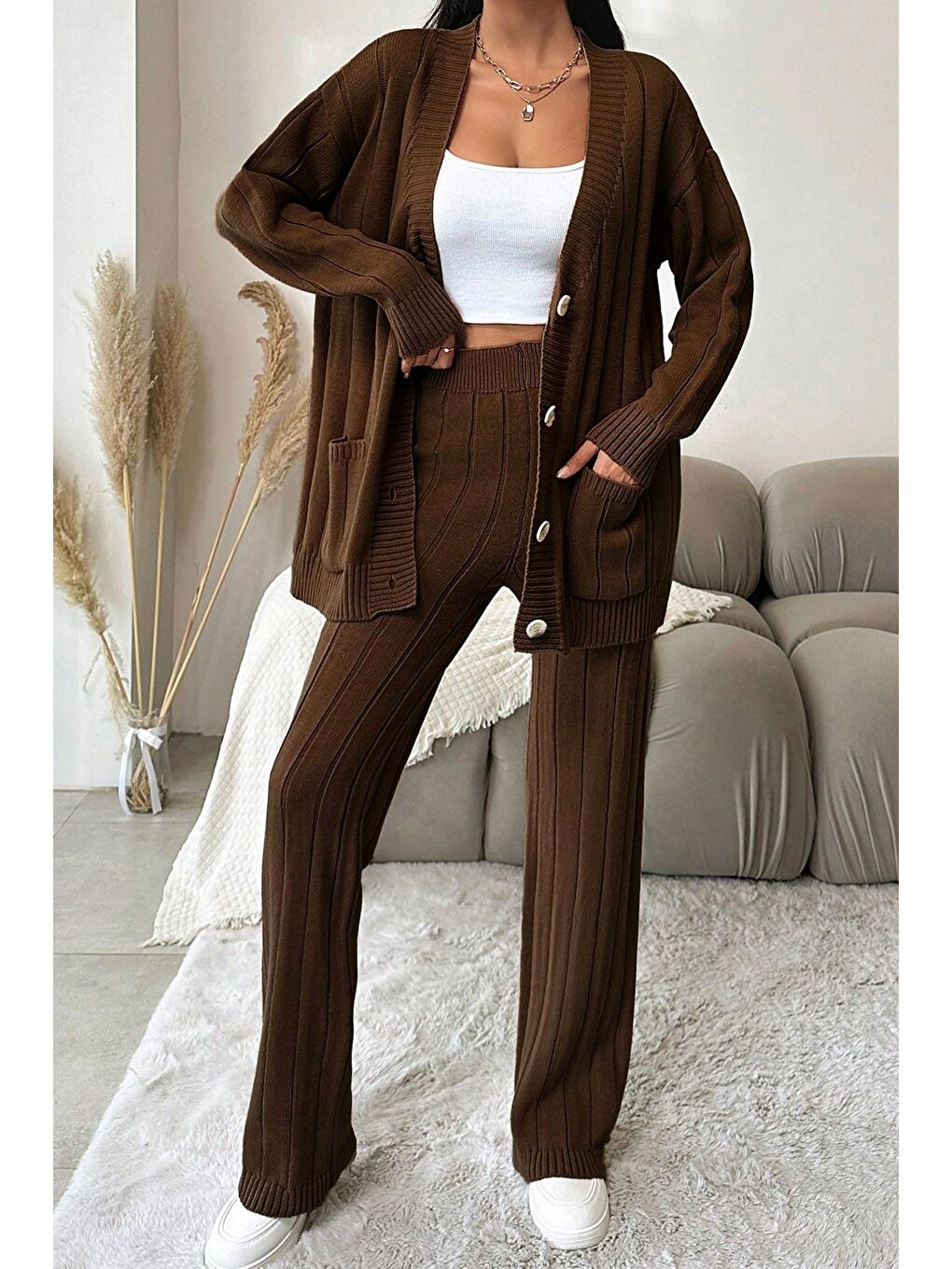 Kahverengi Kadın Ön Düğmeli Kendinden Çizgi Desenli Triko Hırka Pantolon İkili Takım-3