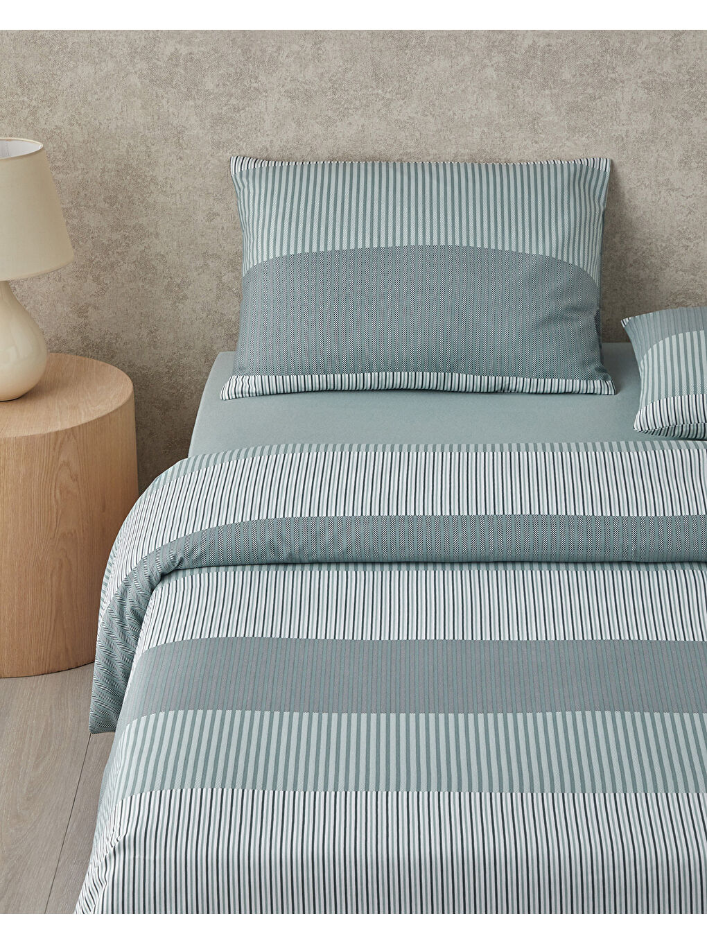 Modern Strip Kolay Ütülenir Çift Kişilik Nevresim Takımı 200x220 cm Yeşil-1