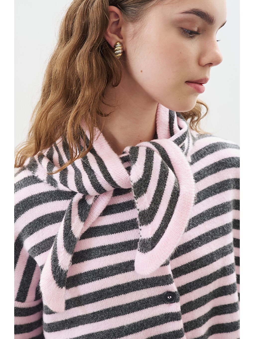 Atkı Detaylı Çizgili Hırka Pembe-5