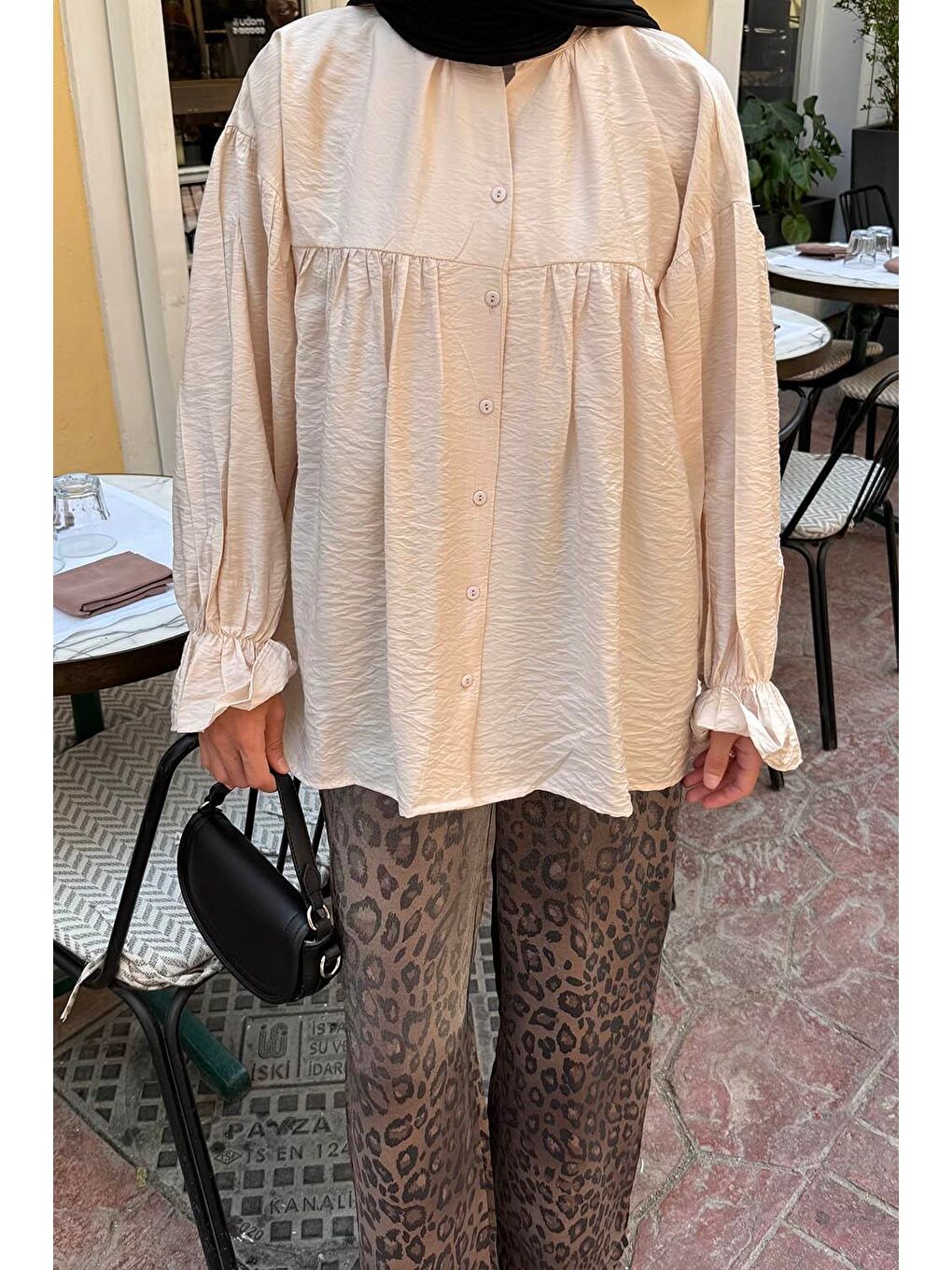 Roba Detaylı Tesettür Gömlek Bej-2