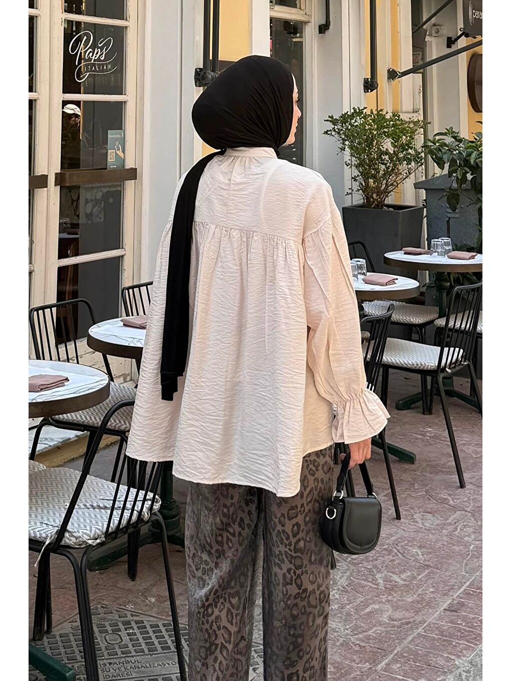 Roba Detaylı Tesettür Gömlek Bej-3
