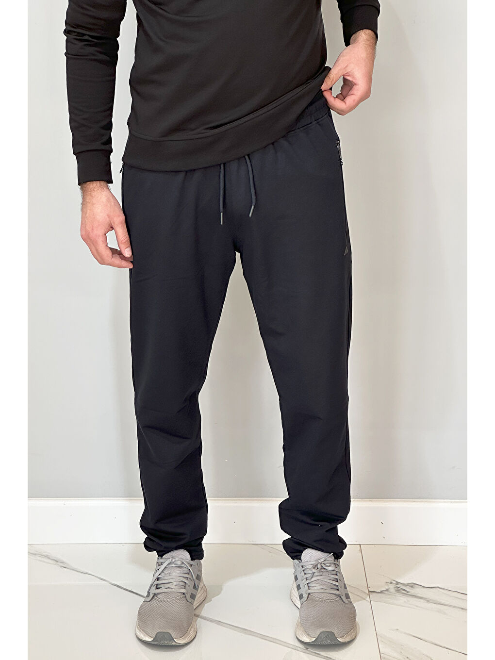 Paçası Düz Beli Lastikli 3 Cepli Erkek Eşofman Altı 24702 Lacivert