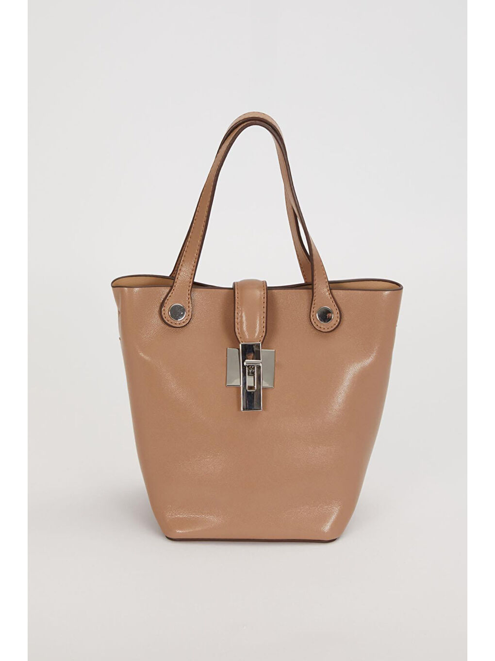 Kahverengi Levidor Charm Detay Askılı Premium Çanta 930616 Sütlü Kahve-1