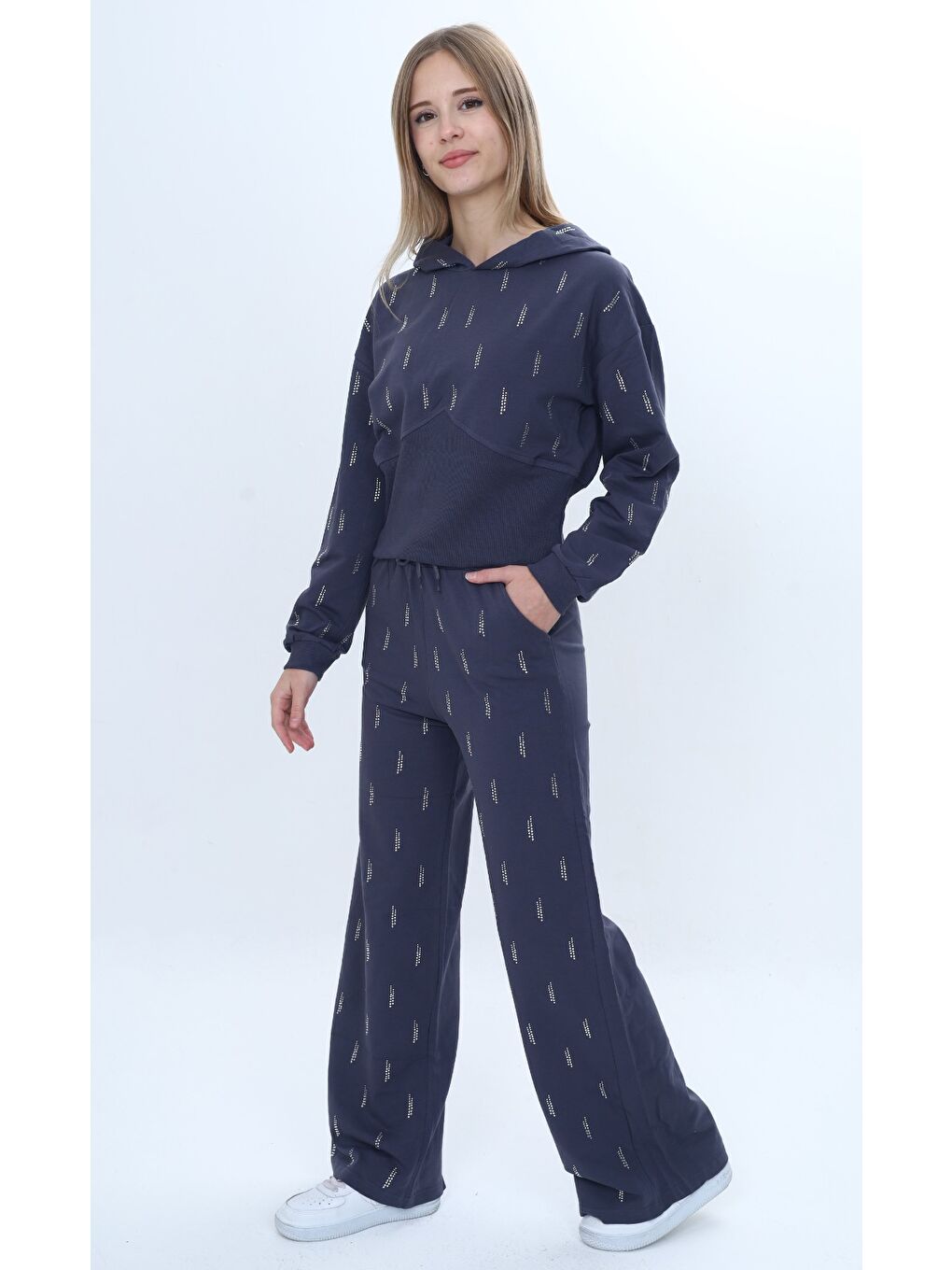 Antrasit Kız Çocuk 2'li Takım Taş İşlemeli Kapüşonlu Sweatshirt & Beli Lastikli Bol Paça Cepli Eşofman Altı-1