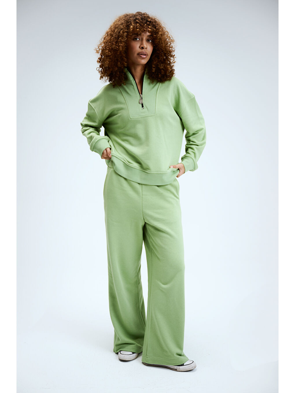 Kadın Timeless Fermuarlı Fıstık Yeşili Sweatshirt-3