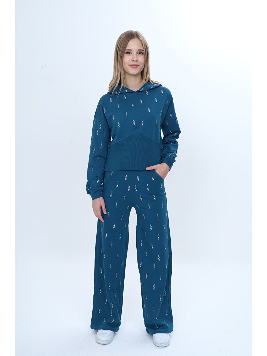 Petrol Kız Çocuk 2'li Takım Taş İşlemeli Kapüşonlu Sweatshirt & Beli Lastikli Bol Paça Cepli Eşofman Altı