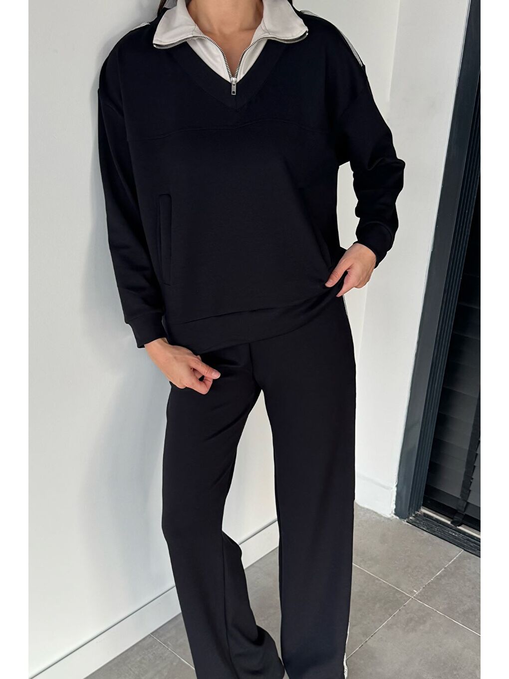 Siyah Kadın Dik Yaka Yarım Fermuarlı Sweat Bel Lastikli Palazzo Pantolon İkili Takım-2