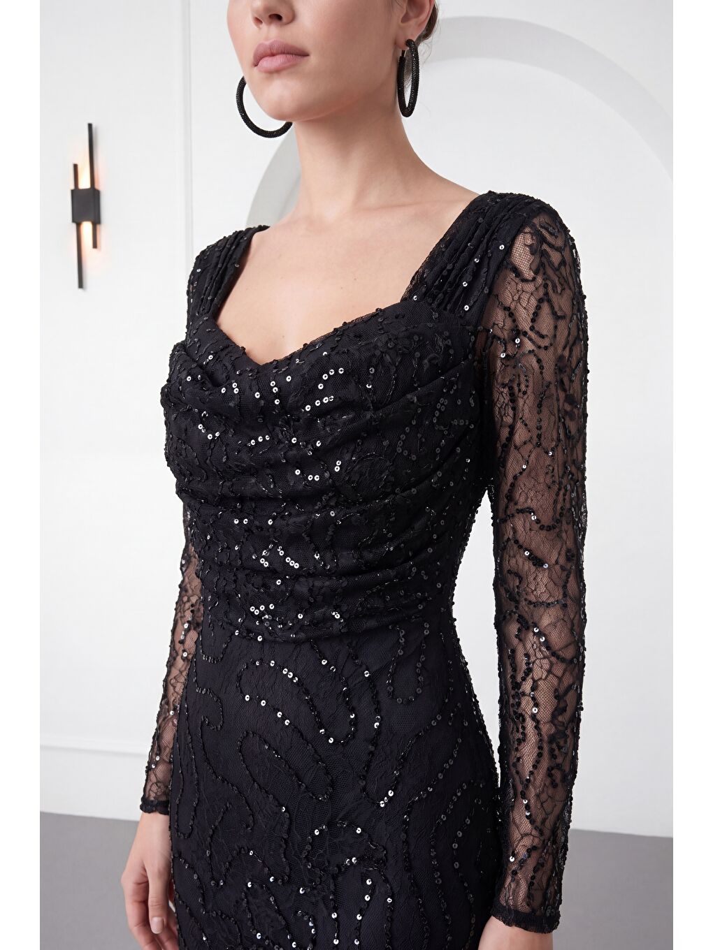 Kadın Siyah Uzun Kol Boncuklu Abiye Elbise-2