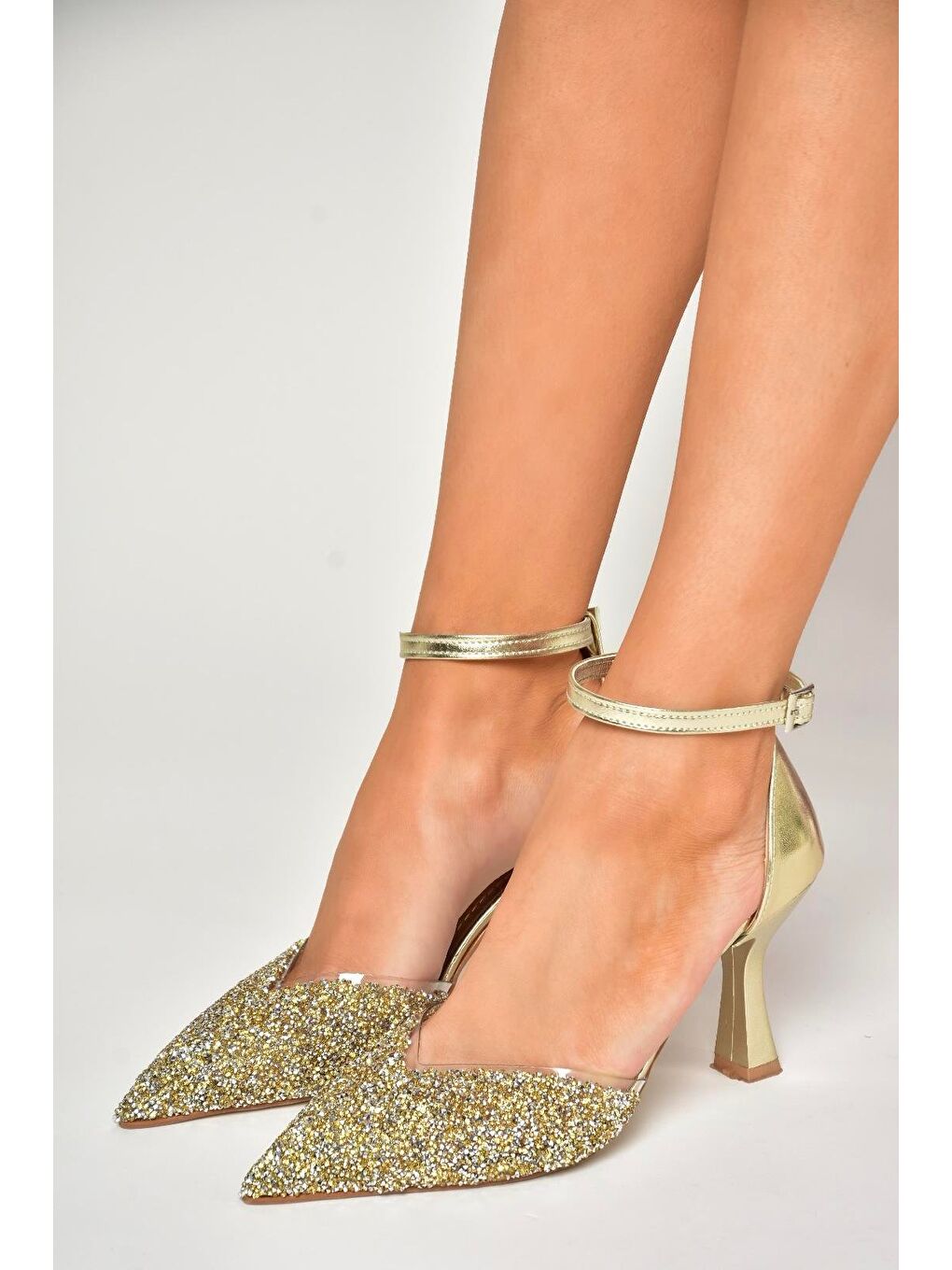 Sarı U6146334 Altın Kadın Topuklu Ayakkabı-1
