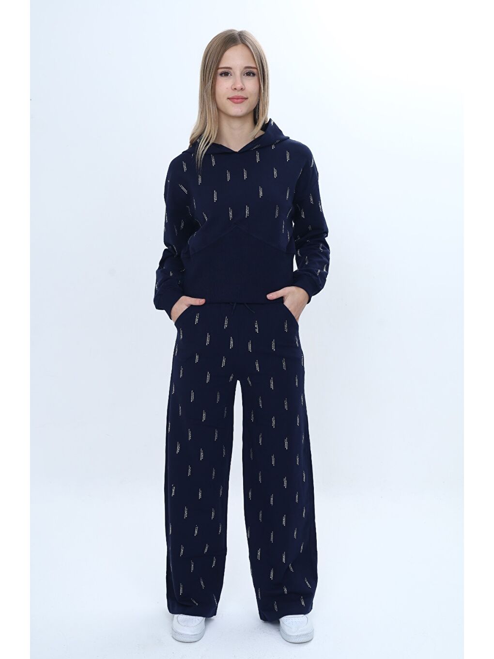 Lacivert Kız Çocuk 2'li Takım Taş İşlemeli Kapüşonlu Sweatshirt & Beli Lastikli Bol Paça Cepli Eşofman Altı